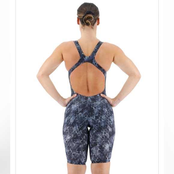TYR Avictor Super Nova Open Back Tech Swimsuit Black and Gray Size 28, 29 - Picture 2 of 14
